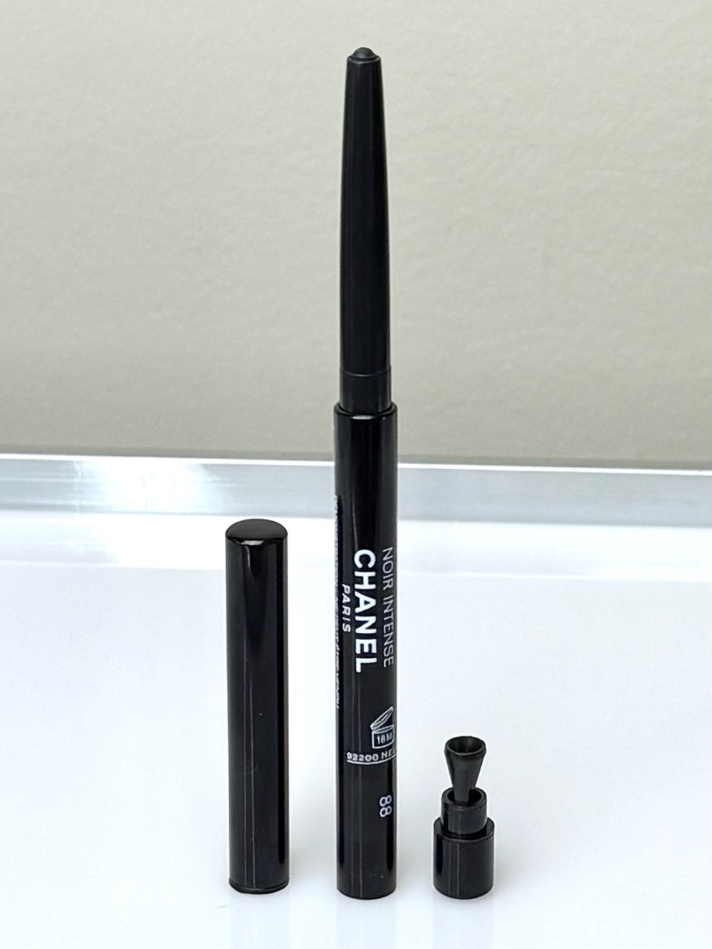 CHANEL Noir Intense Long-Lasting Eyeliner in Black